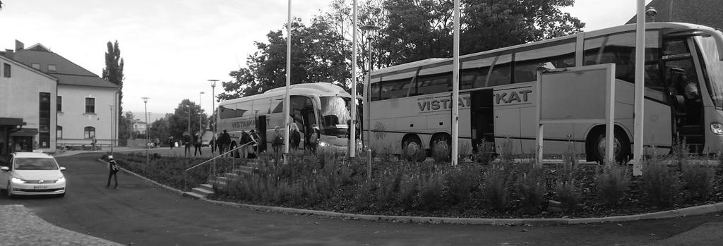 KOULUJEN TURVALLISET SAATTOLIIKENNEJÄRJESTELYT; ESIMERKKIRATKAISUJA