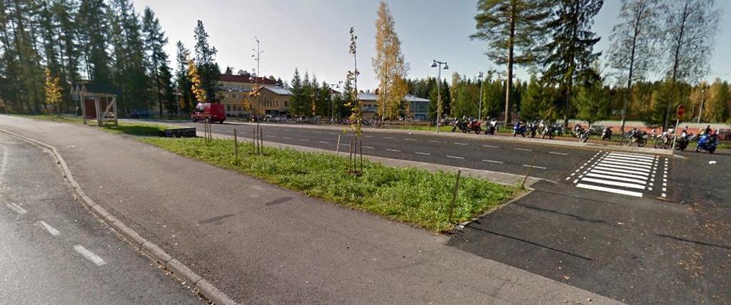 Koulusta katsoen väärällä puolella katua sijaitsevalle jättötaskulle huolehdittava turvallinen