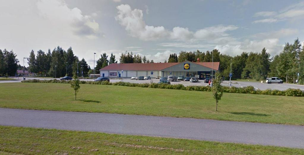 3.. Luonnonympäistö Suunnittelualueella ei ole luonnonympäistöä. 3..3 Rakennettu ympäistö Kaupunkikuva Suunnittelualueen läheisyydessä on liikeakennuksia ja Liinahajan pientaloalueen eunaalueita.