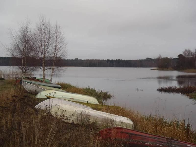 Kuva 5. Hattulanselkää 7.1.10. Mervenselkä Mervenselkä on selkävesistä pienin. Sen vesien omistus jakautuu Rahkoilan, Merven ja Vesunnin osakaskuntien kesken.