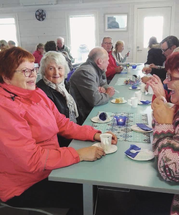 Riskit Herrat saapui tanssittamaan perjantai-iltana tanssipareja ja aloittamaan juhlavan viikonlopun.