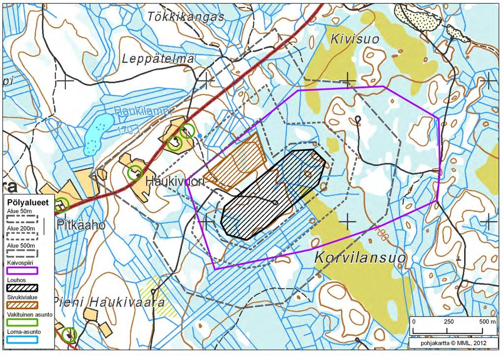 73 / 308 7.4.6 Korvilansuo Korvilansuon hankealuetta lähimmät asunnot sijaitsevat noin 300 m:n päässä sivukivialueesta luoteeseen ja länteen (kuva 26).