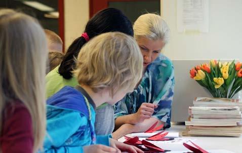 Tavoitteenamme on, että 1. Opettajien opetussuunnitelman toteuttamista tukevat digipedagogiset taidot paranevat 2.