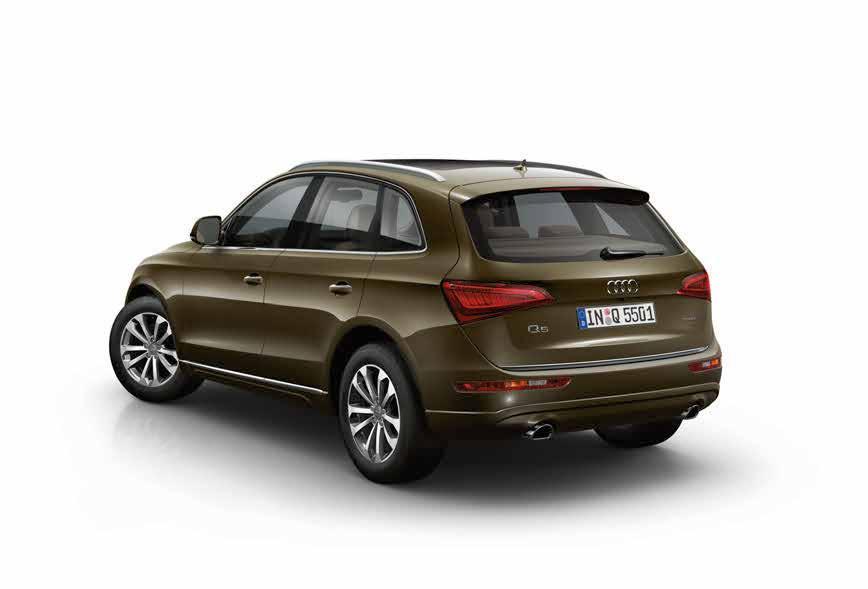 Audi Q5 Scuba-sininen metalliväri, kontrastivärinä platinanharmaa