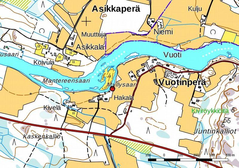 Myllysaaren kohdalla viljapellon reunassa. Kuvaus: Joen törmällä n. 15 m halkaisijaltaan oleva tervahauta, jonka ränni on tehty joelle päin.