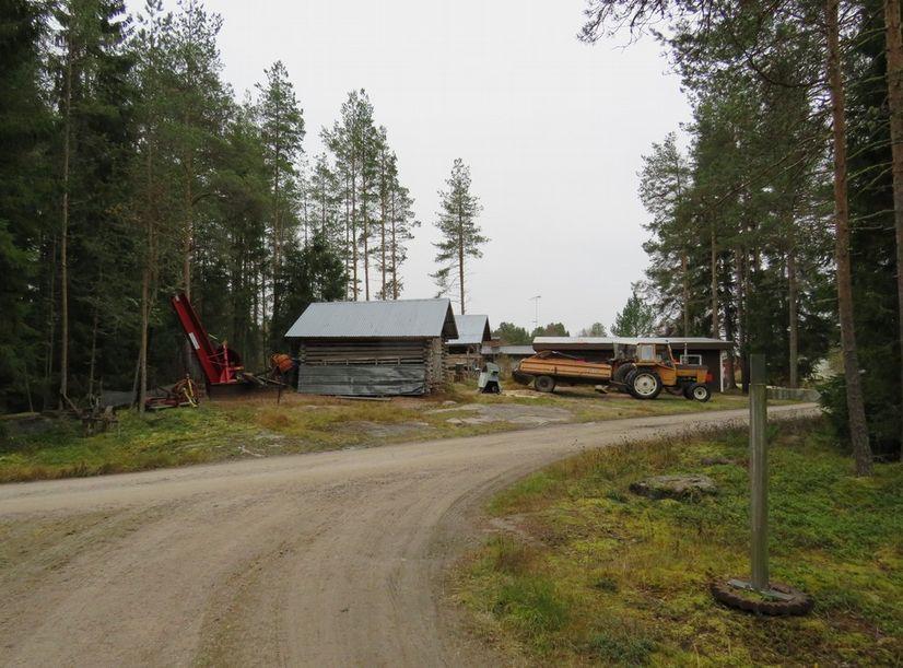 31 Asikkala, vanha päärakennus etelään.