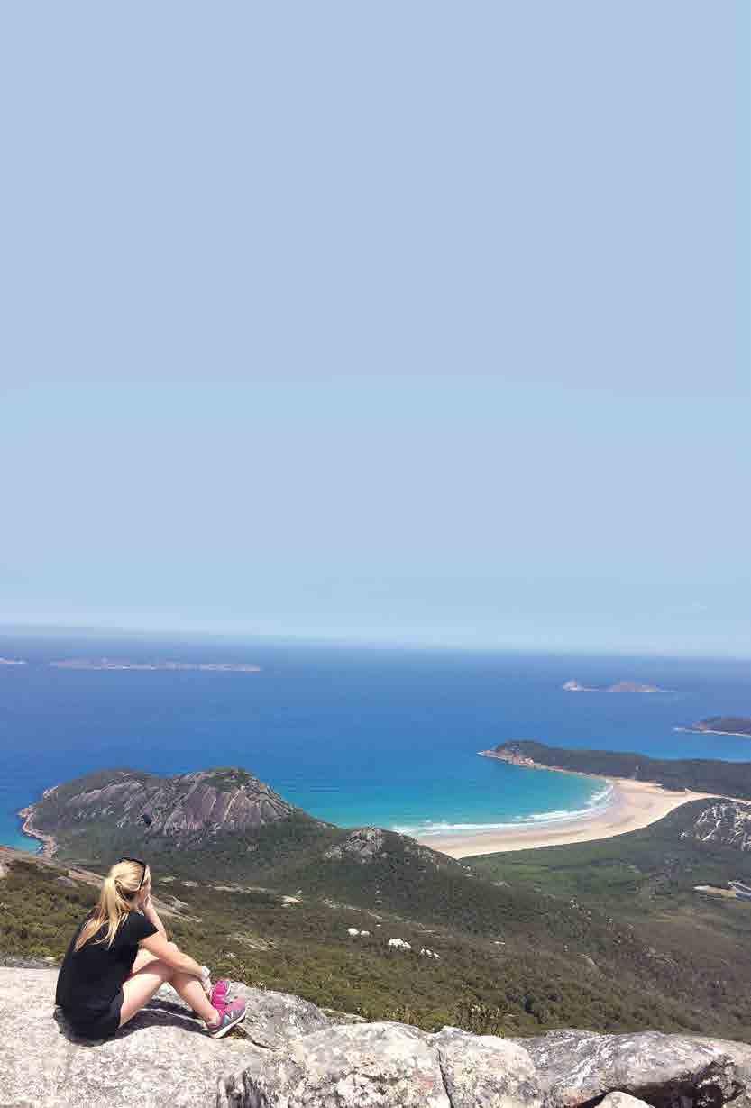 Suunnistuskoutsina Australiassa Aika tarkalleen vuosi sitten pakkasimme laukut ja hyppäsimme koneeseen kohti etelää ja tarkemmin sanottuna Australian Melbournea.