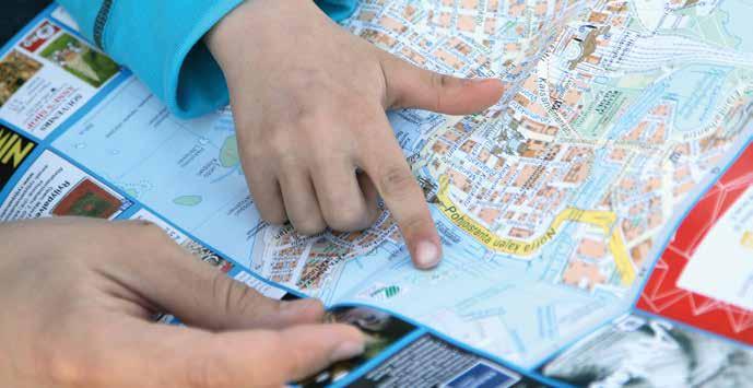 Matkailijan kartat Elina Manninen HELSINKI CITY TOURIST MAP 2015 & MOBIILISOVELLUS Helsingin keskustan CITY-OPAS -matkailukartta KIELIVERSIOT suomi, ruotsi, englanti, saksa, venäjä Helsingin