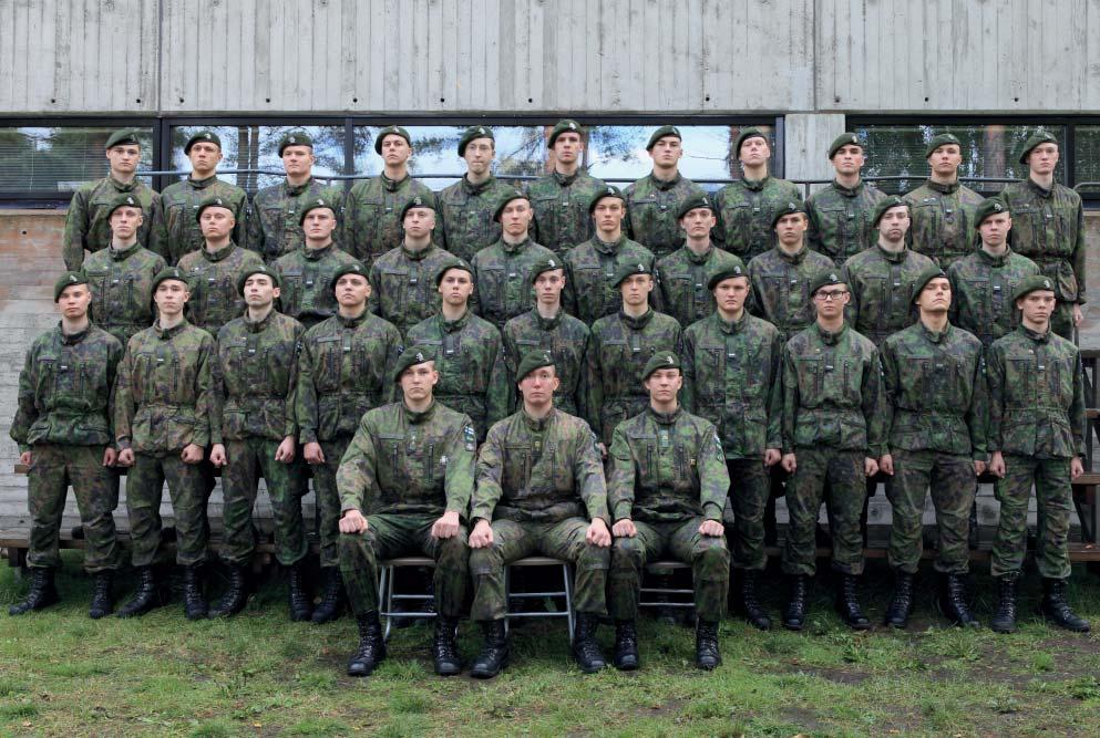 Kymen jääkäripataljoona Panssarijääkärilinja Panssarijääkärit ovat Puolustusvoimien hyökkäävä osa, ja Panssarijääkärilinjalla koulutetaan heidän ryhmänja joukkueenjohtajat.