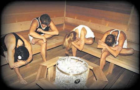 Bossaball on yhdistelmä lentopalloa, jumppasalia, tasapainoharjoittelua ja capoeiraa. Olennainen Hinnat: 10 kertaa 98 6 kertaa 67 1 kerta 12 osa lajia on musiikki.