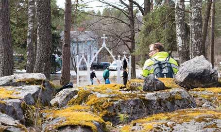 Sunnuntaina palasimme muutaman kaupan kautta Suomeen. Koko reissulla yllätti eniten se, kuinka pahat jäljet sota on jättänyt Karjalaan.