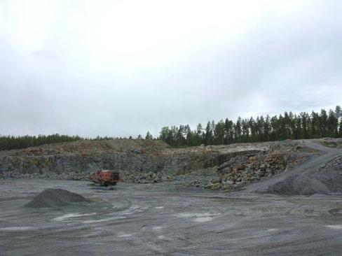 4. HANKEALUEEN YMPÄRISTÖN MAANKÄYTÖN NYKYTILA Hankealue sijaitsee Nokian Myllypurossa, noin 1,7 km Tampereen läntisen ohikulkutien (vt 3) ja Porintien (vt2) risteyksen pohjoispuolella ja lähimmillään