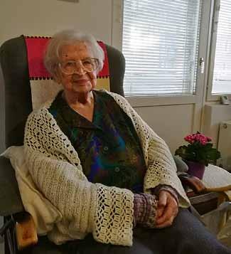 He ovat kaikki olleet vuosikymmeniä omalta osaltaan kantamassa vastuuta isänmaan asioiden hoitami- sesta. Meille nuoremmille on kunnia-asia hoivata heitä hyvin.