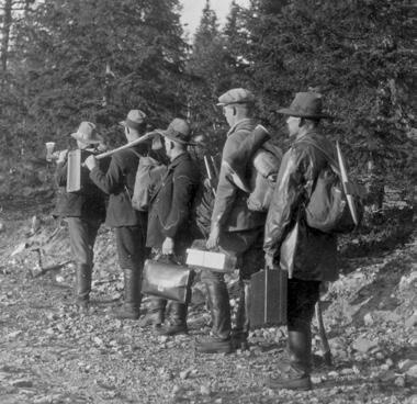 Isojakotoimitus käynnissä Utsjoella vuonna 1939.