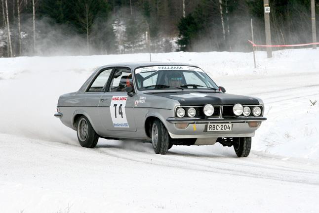 toukokuuta järjestettävän Classic Motorshown tekstit ja tapahtuman logot näkyvät myös lähtö- sekä maalipaikoilla, palkintojenjakotilaisuuksissa ja rallien virallisissa materiaaleissa.
