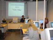 4 Alkuvuodesta 2001 perustimme kirjaston oman eviikki-viitetietokannan yhdistämällä entiset AGRI-, FORESTREE ja SIEPPO-tietokannat. eviikki sisältää tällä hetkellä n.