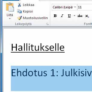 Leikkaa kuva kuvion muotoon Asiakirjan kuvista voi tehdä näyttävämpiä rajaamalla ne kolmioksi, soikioksi tai johonkin muuhun