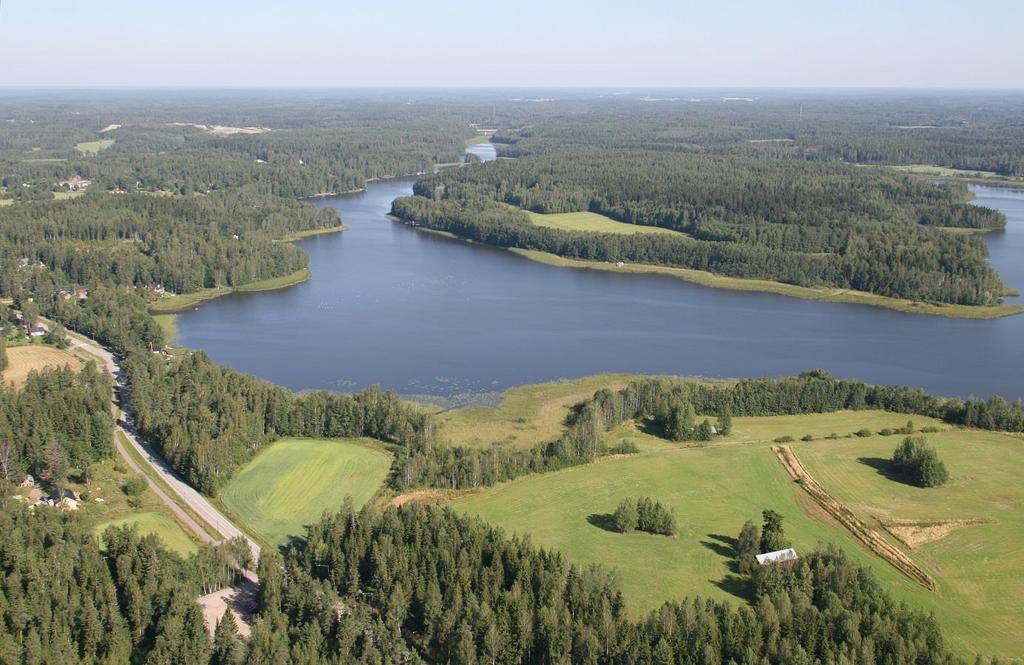 olemaan se, että pienten vesien tilan arvioimiseksi tietoa on vähän. Tämän takia tilan arviointia joudutaan osin tekemään ryhmittelyn sekä asiantuntija-arvioinnin avulla.