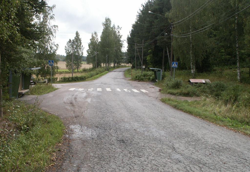 34 Uudenmaan tiepiirin koulujen liikenneturvallisuusselvitys LIIKENNETURVALLISUUSANALYYSI käytetä taajamien ulkopuolella.