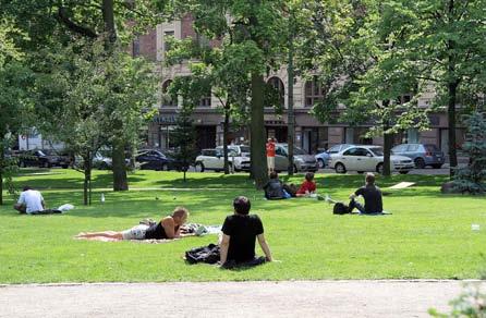 Meren, merenlahtien, järvien ja jokien (siniverkoston) ja valuma-aluelähtöinen suunnittelu on jatkossa tärkeää.