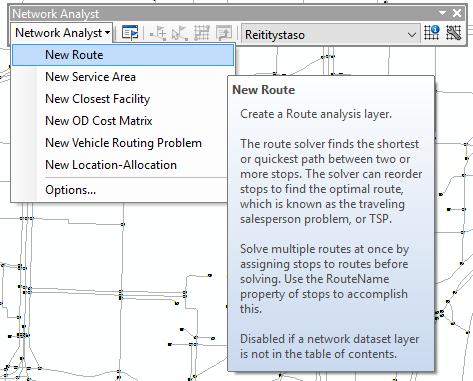 Analyysin valitseminen Haluttu analyysi valitaan Network Analyst