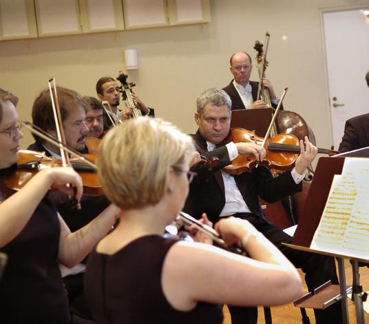 Kulttuuria Kotkassa Kotkassa järjestetään monipuolisesti erilaisia tapahtumia, konsertteja, näyttelyitä, taidepajoja, lastentapahtumia ja muita tilaisuuksia, joita koordinoi Kulttuuriasiainkeskus.