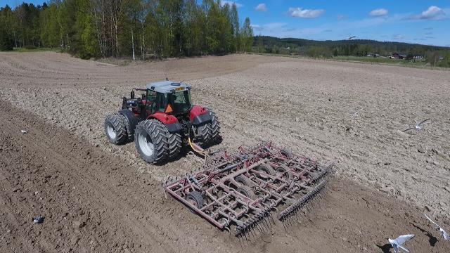 Drone-toiminta ammatillisessa oppilaitoksessa DRONE-valokuvauksella voidaan tuottaa uusia näköaloja opetus- ja muihin