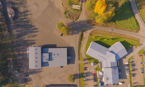 lennätys pääsääntöisesti sallittua Suomessa on alueita joissa lentotoiminta on kiellettyä kokonaan Alle 5 km