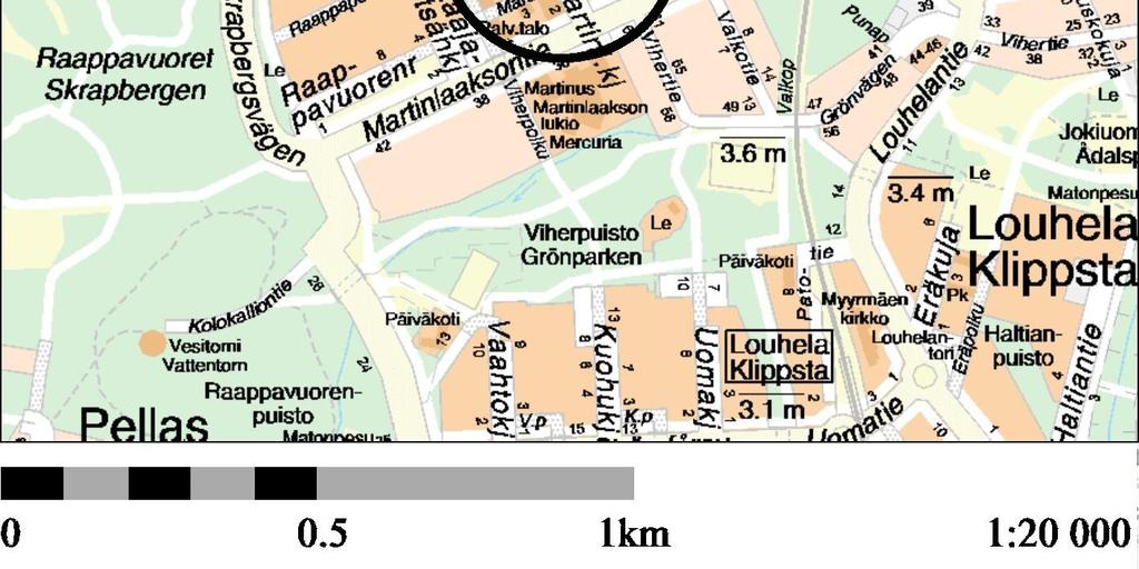 Pohjoisessa aluetta rajaa Laajavuoren puisto, idässä Laajaniitynkuja, lännessä Raappavuorenkuja ja etelässä Martinlaaksonpolku. Tontilla sijaitsee kaksi koulurakennusta sekä urheilukenttä.