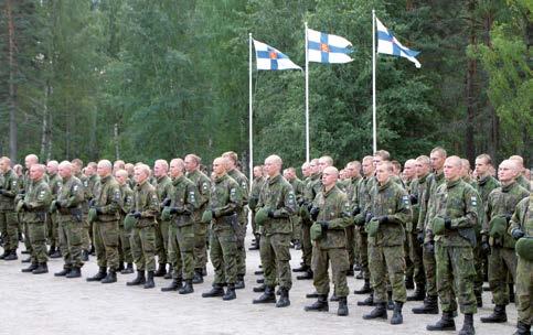 Puolustusvoimien tehtävät Puolustusvoimien on oltava valtiovallan käytettävissä maamme itsenäisyyden turvaamiseksi asein siinä tapauksessa, että kaikki muut keinot on käytetty.