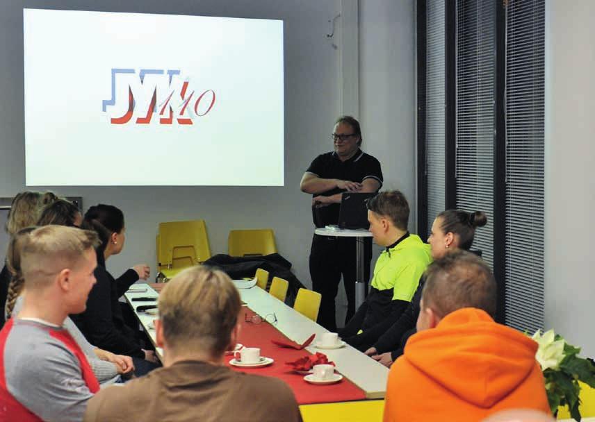 lukiolle urheilun erityisen koulutustehtävän. Syksystä 2018 alkaen JYK on siis osa valtakunnallista 15 urheilulukion verkostoa, jonka toimintaa ohjaa Suomen Olympiakomitea.