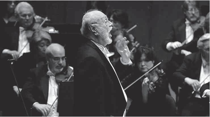 Kurt Masur ja New York Philharmonic. Fotod internetist meie mõistes ikkagi väga suur saal kolm Estonia kontserdisaali.