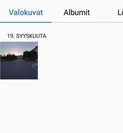 Kamera ja Galleria Kuvien näyttäminen sijainnin mukaan Jos GPS-merkintä on kytketty päälle kohdassa Kamera, voit katsella kuvia ja videoita sijainnin mukaan kohdassa Galleria.