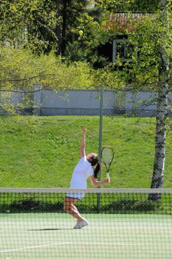 MINITENNIS TOURilla kaikkien mukana olevien koulujen 1-6 luokkalaiset voivat ilmoittautua oman koulunsa karsintakisaan, joiden voittajat kutsutaan lopputurnaukseen Freedom Fund Arenalle 3.5.
