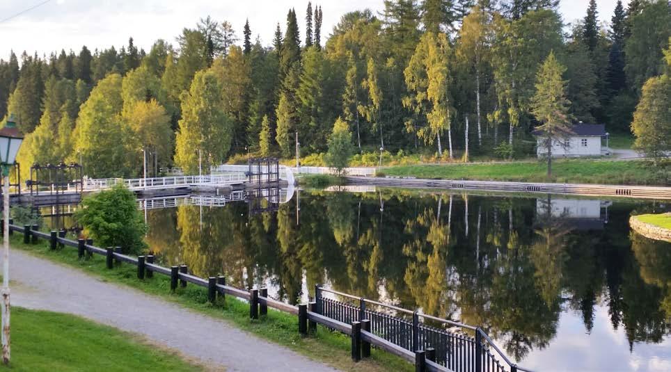 Vuonna 1936 rakennettiin uusi silta autoliikennettä varten. Nykyistä siltaa on kunnostettu useita kertoja.