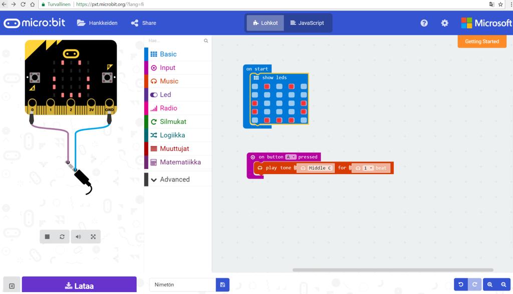 Visuaalinen ohjelmointi PXT:llä Liitä Micro:bit tietokoneeseen USB-johdolla, jolloin laite näkyy tietokoneelle ulkoisena tallennusasemana samaan tapaan kuin muistitikut Avaa selaimella osoite