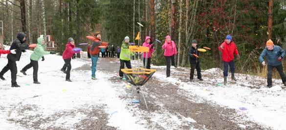 Suomen Ladun syyskokous Suomen Ladun syyskokous pidettiin 27. 29.10.2017 Jyväskylän Laajavuoressa. Syyskokous aloitettiin perinteisesti hallituksen kokouksella tällä kertaa Jyväskylän Ladun majalla.