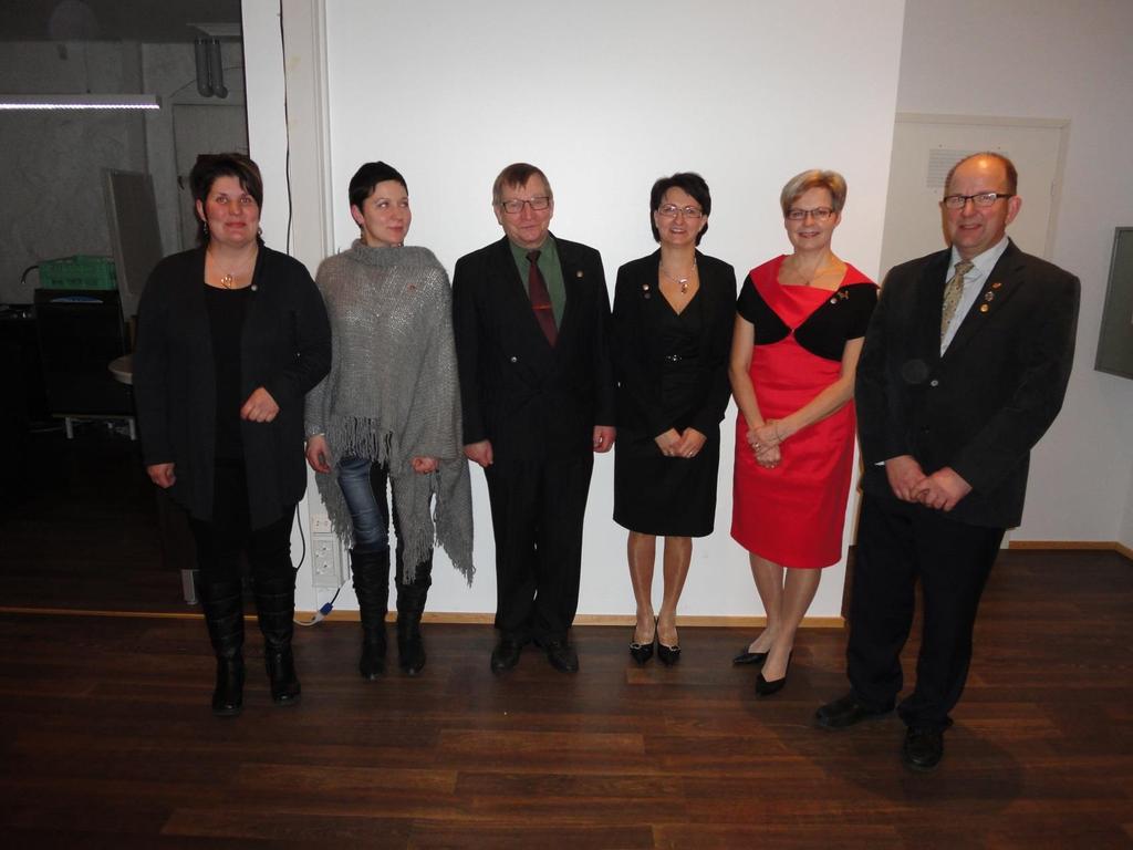 Suur-Savon Kennelpiirin palkitsemat Anne Vornanen, Mona Mikkonen,