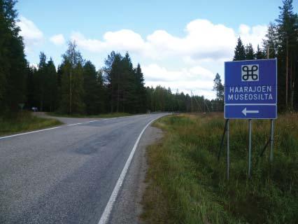 läheisyydessä on vain yksi asuinkiinteistö, jonne on liittymä sillan pohjoispuolelta Sillan pohjoispuolella kulkee Joensuun ja Ilomantsin välinen rautatieyhteys 214 Liikenneturvallisuus Haarajoen