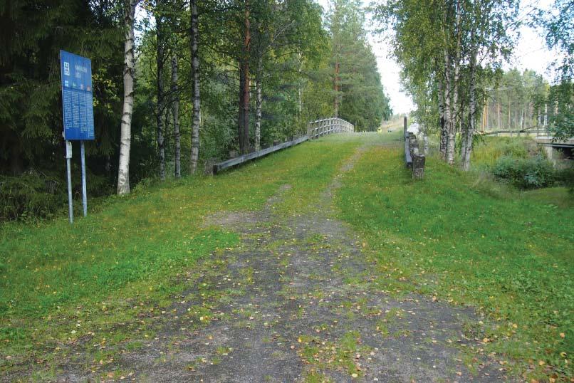pohjoispuolella Lisäksi liittymän kohdalla on opaste Opaste Huosionkankaantie Kuvassa myös harvennettava ja