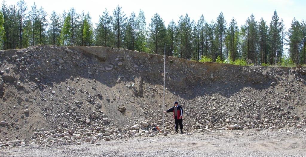 Luotaukset Särkilammenharjun ja Haukilammenharjun alueilla tehtiin maatutkaluotausta 22.5. 2012 yhteensä noin 4290 m. Linja 1 on lyhyt pätkä ja sitä ei tulkittu.