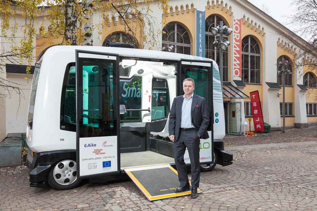 Kuva: Okko Oinonen Maailman toimivin kaupunki panostaa sähköisiin palveluihin, digitalisaatioon, tekoälyyn ja robotteihin.