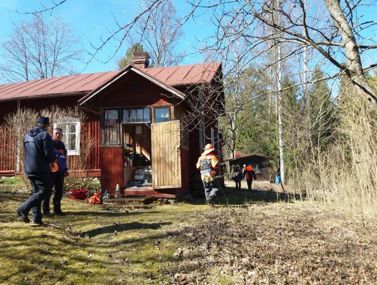 Kanta-Hämeen maisemateko 2017 SATTULAN SEPÄN PIRTIN PIHAPIIRIN KUNNOSTUS Sattulan kyläyhdistys Sepän pirtti: Sattulan kyläraitilla sijaitsevan Sepänpirtin varhaisimmista vaiheista ei tiedetä mitään