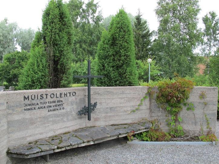 Muistolehto 1989 Viialan hautausmaan Muistolehdon on suunnitellut Eero Kökkö 1989.
