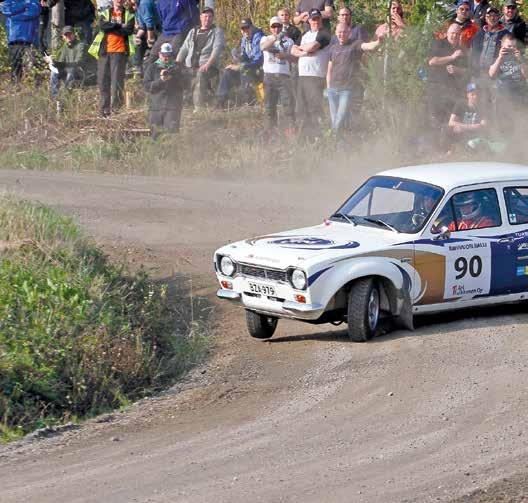 RALLY COCKTAIL Juniorit ratkaisivat Suomenmestaruuden Muuramessa Muut luokat kamppailivat vain maineesta ja kunniasta Rallin Suomen Juniorimestaruussarja päättyi viidenteen osakilpailuun Muuramessa.