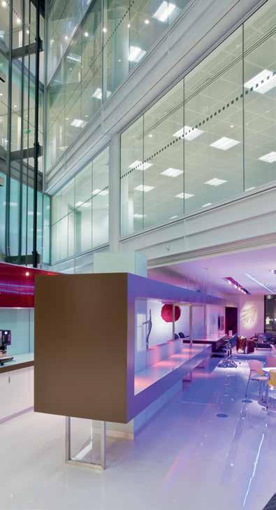Officelyte LED Officelyte LED moduulivalaisimet soveltuvat erinomaisesti toimistotiloihin, kouluihin, päiväkoteihin sekä liiketiloihin.