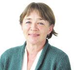 Talon edessä on pieni uima-allas ja ruhtinaallisesti tilaa vaikka isolle ruokailuryhmälle ja aurinkotuoleille, 163