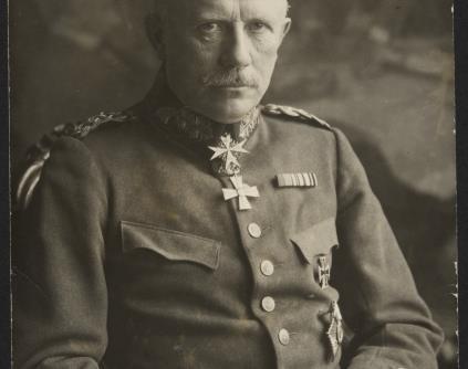 Muistikulttuurit: Rüdiger von der Goltz Saksalaisjoukkojen komentaja Suomessa 1918 Paljon ihailtu ja juhlittu valkoisessa Suomessa Maila Talvio (1918): Läheiseksi ja rakkaaksi kävi tuo voimakas,