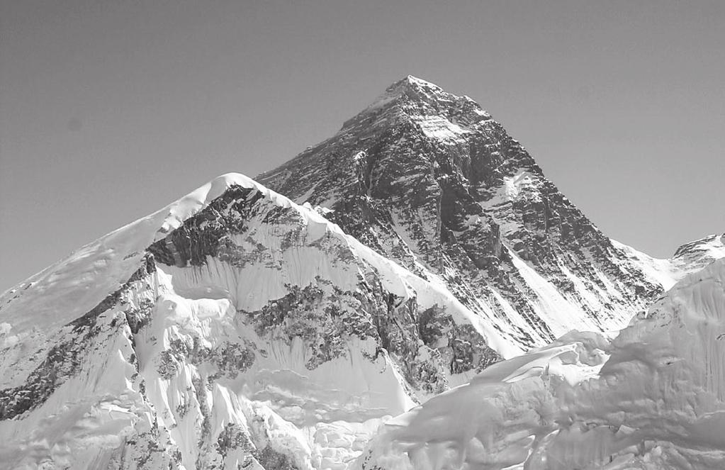 Nimeta mäed kõrguse järgi. Alusta kõige kõrgemast. Milline kolmest nimetatud mäest on kõige madalam? Milline mägi on Elbrusest kõrgem, kuid Džomolungmast madalam?