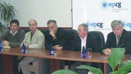 КОнфЕРЕнциЈА ЗА новинаре који јој гарантује Устав Црне Горе (из 1992. године, па и овај из 2007.